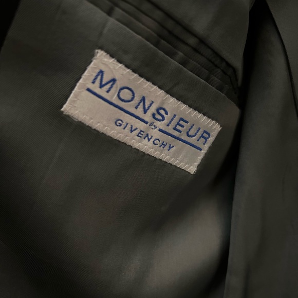 Givenchy Monsieur Black Tuxedo Blazer with Satin Lapel 100% Super Wool 39 - Picture 4 of 15